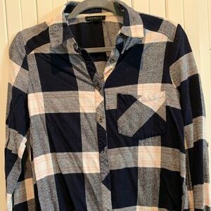 Socialite Black and white plaid, flannel shirt. Small
